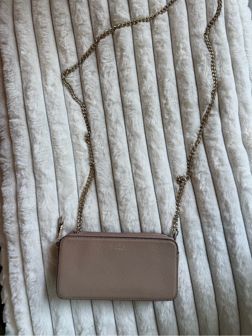 Kate Spade Leather Crossbody Wallet in light tan with Gold Chain